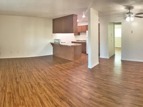 1304 Roxanne Dr, El Cajon, CA