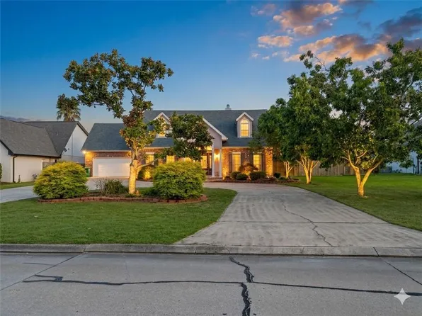 1065 Clipper Dr, Slidell, LA 70458