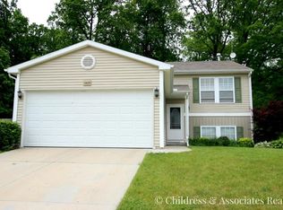 11439 Trent St SE, Lowell, MI 49331