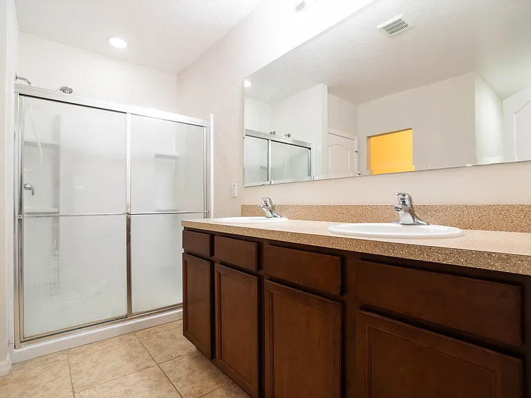 Main Bathroom. Jack/ Jill sinks