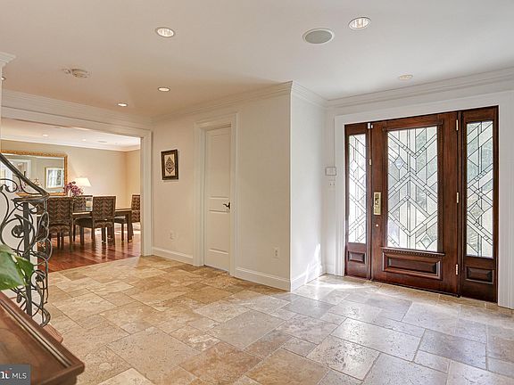2nd image of 10109 Logan Dr