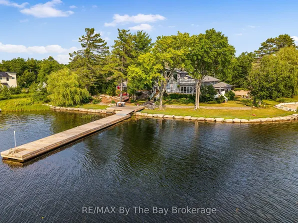 156 Prisque Rd, Georgian Bay, ON L0K 1S0