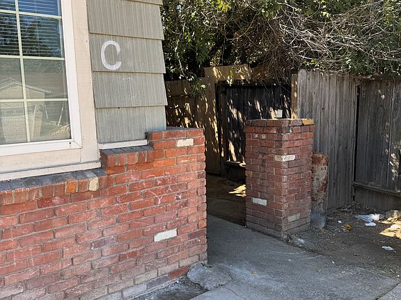 2nd image of 1874 Grand Ave APT C