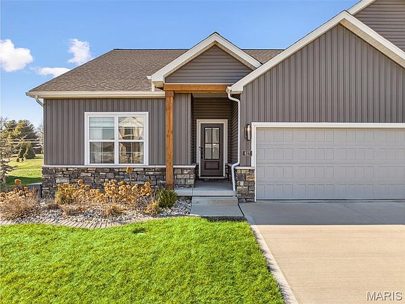 2nd image of 617 Tea Olive Way