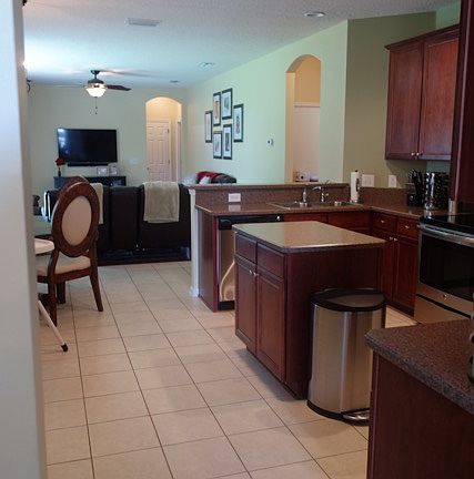 Kitchen/ living room