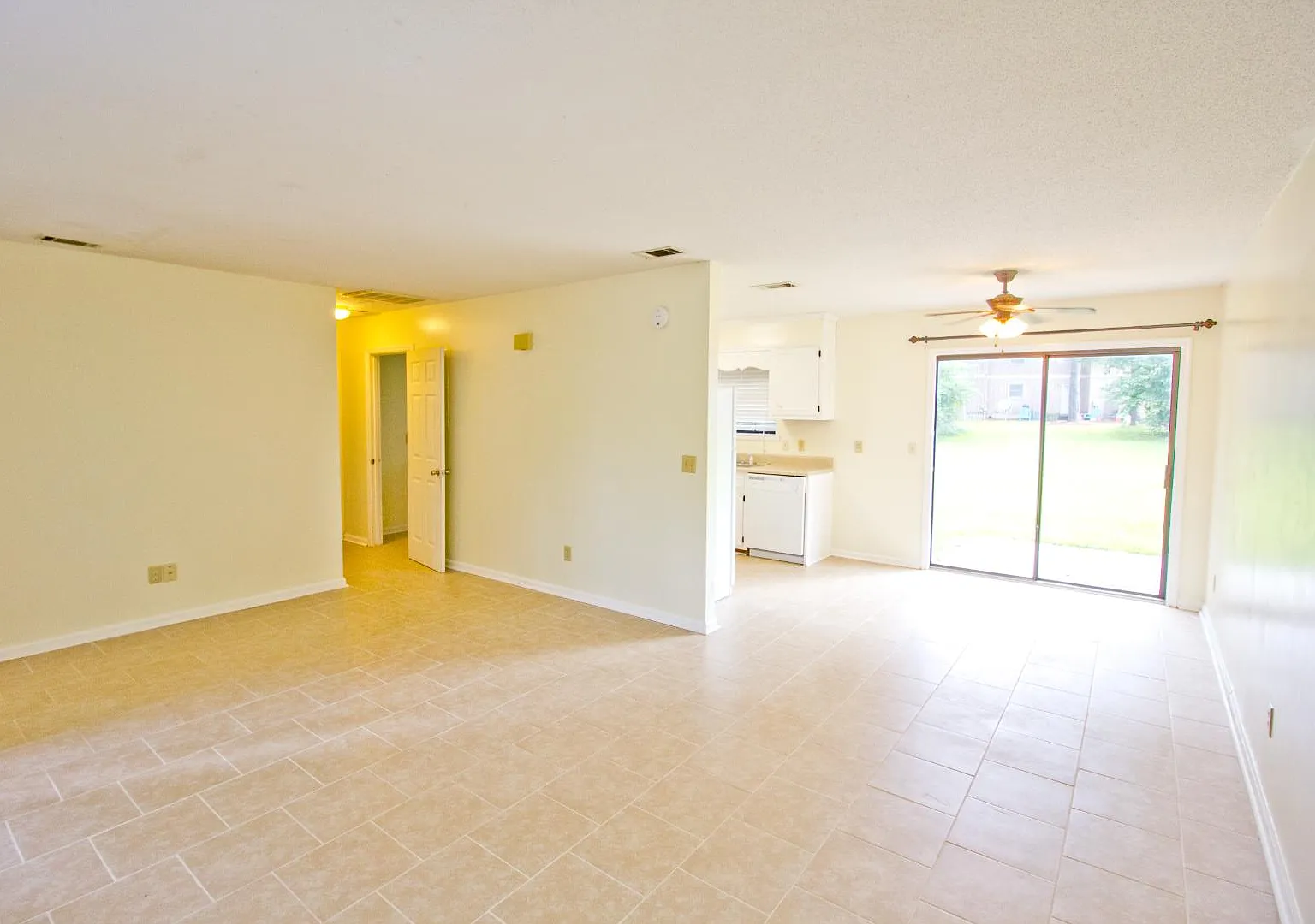 19 University Place - Unit A — Photo 1