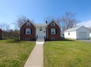 35 Burke Ave, West Springfield, MA 01089