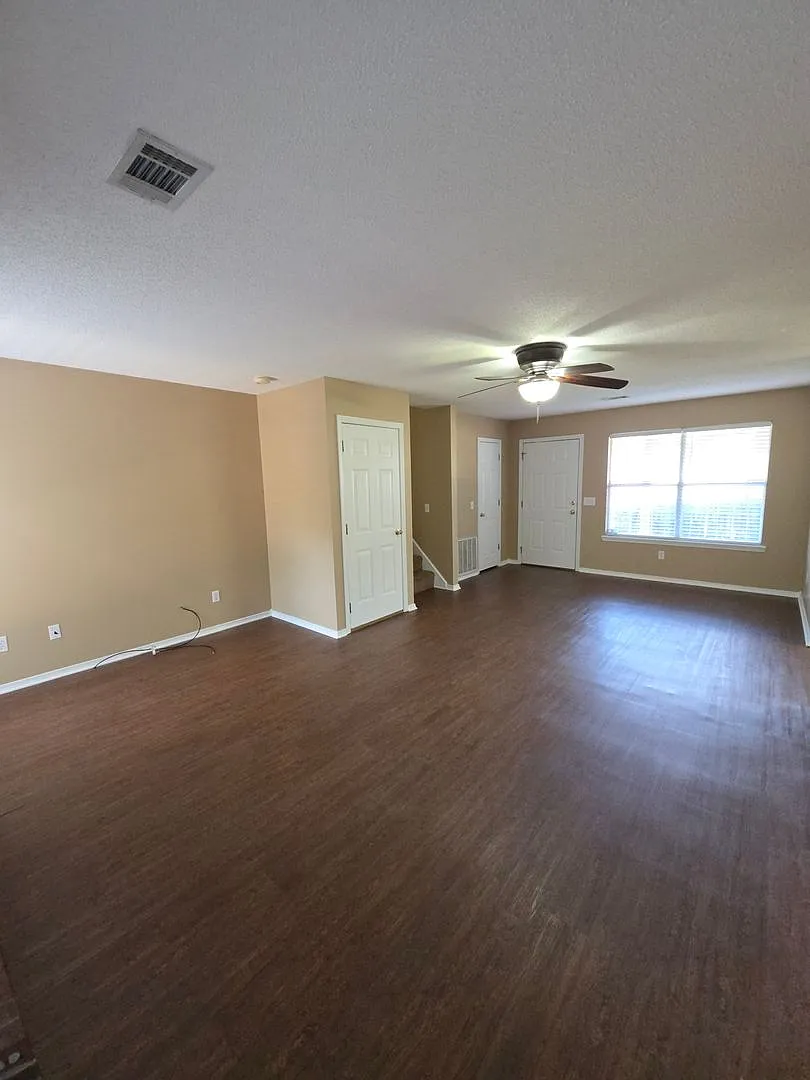 4230 Tanya Circle — Photo 3