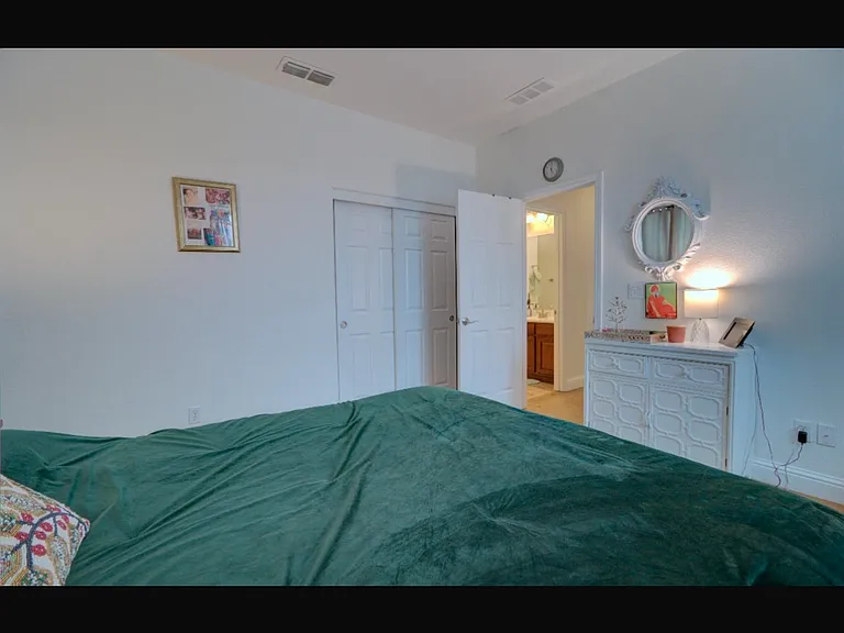 523 Danbury Pl — Photo 21