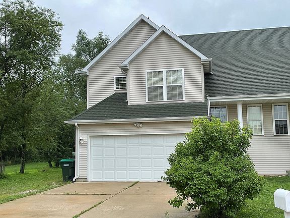 3rd image of 1005 Black Diamond Dr