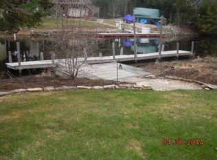 10 Pleasure Ln, Moultonboro, NH 03254