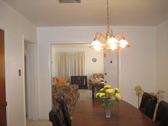 5th image of 4620 Sierra Vista Dr