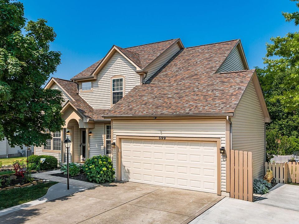 1st image of 599 Montmorency Dr E