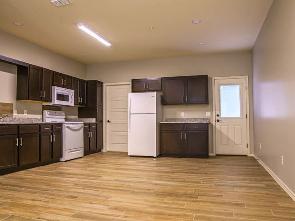 1402 S H St #12