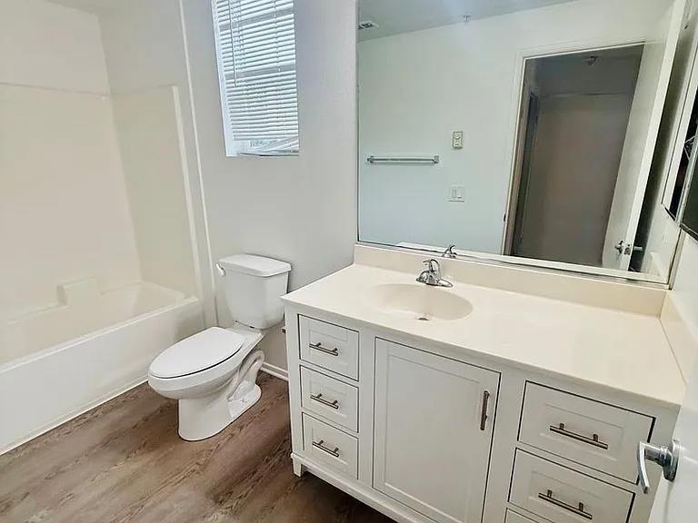 6785 Knott Ave — Photo 18