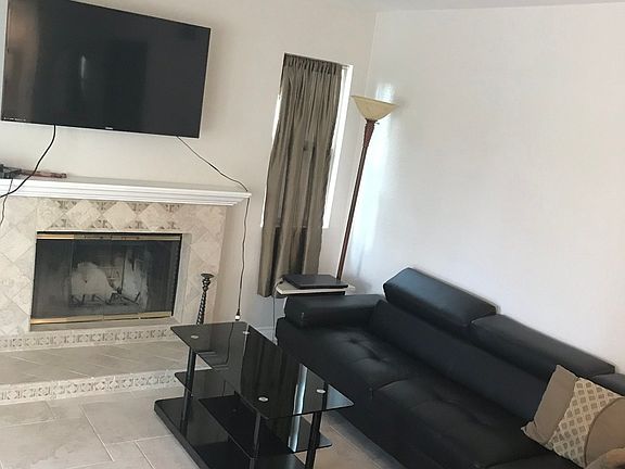 4th image of 29135 Palm View Ln #29135