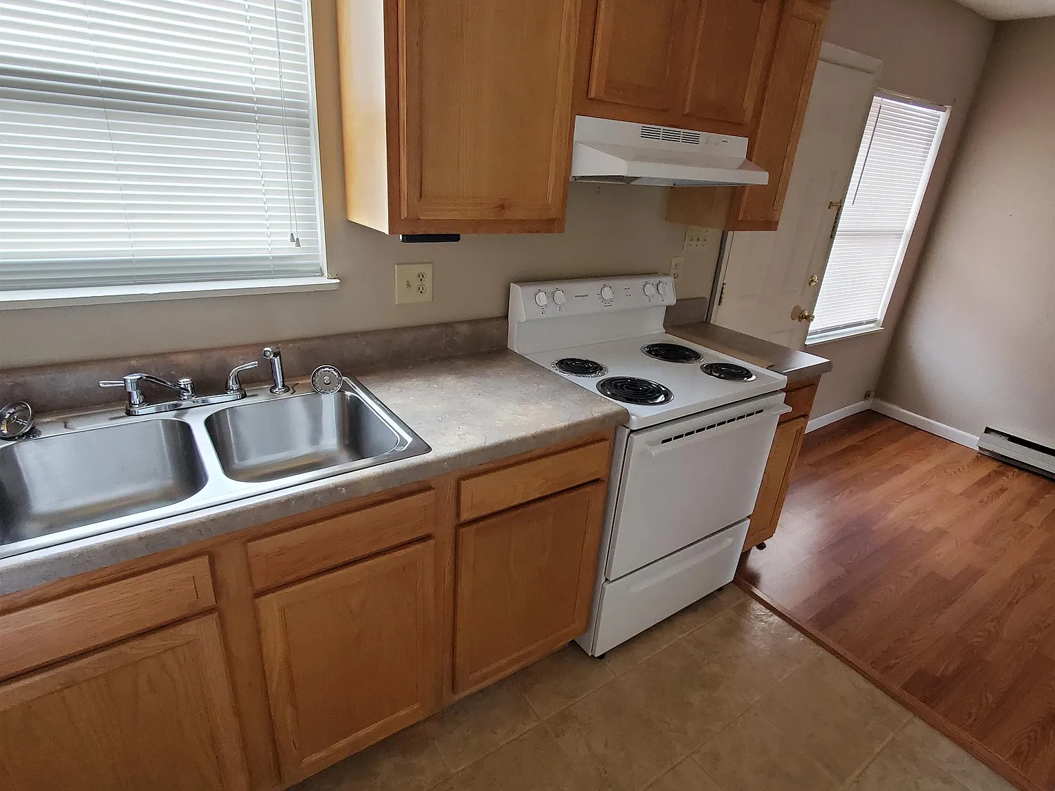 105 Harlan Court Townhomes - Unit 1 — Photo 3