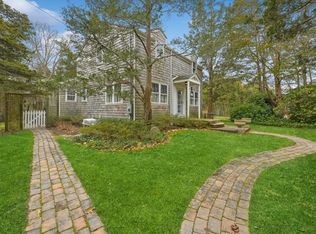 37 Indian Rd, Southampton, NY 11968