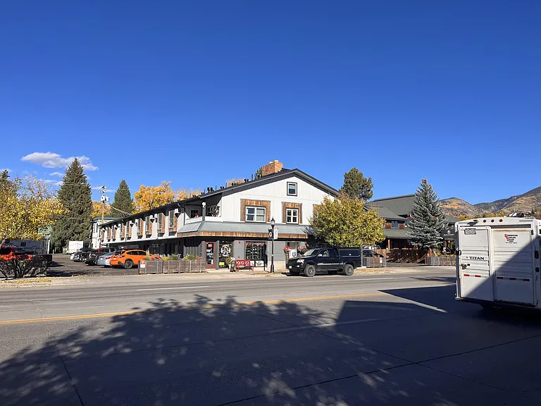 Main Street — Photo 11