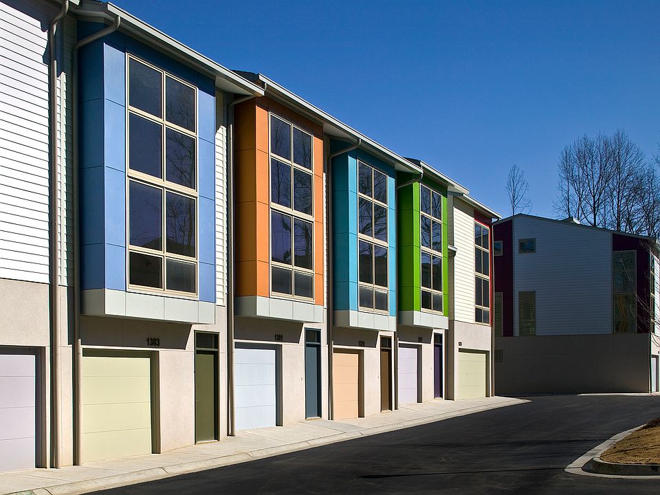 1383 Stirling Circle (Blue)