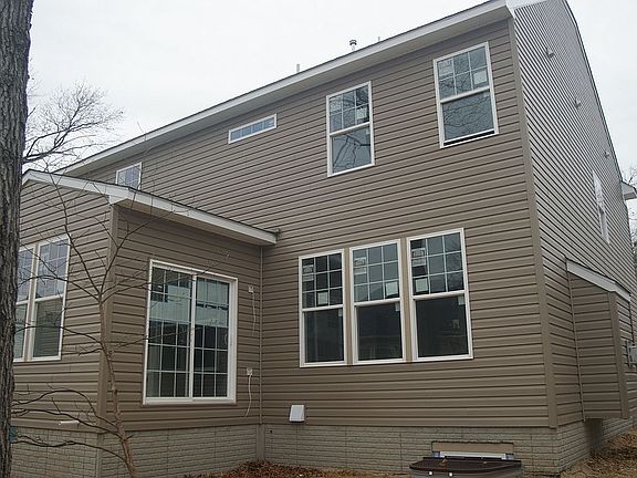 3rd image of 1315 Sonoma Ln
