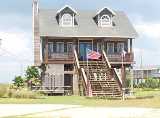 137 Seagull Ave, Surfside Beach, TX 77541