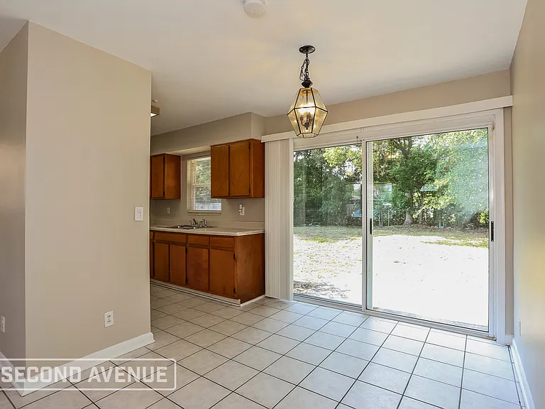 6111 Shetland Rd — Photo 8