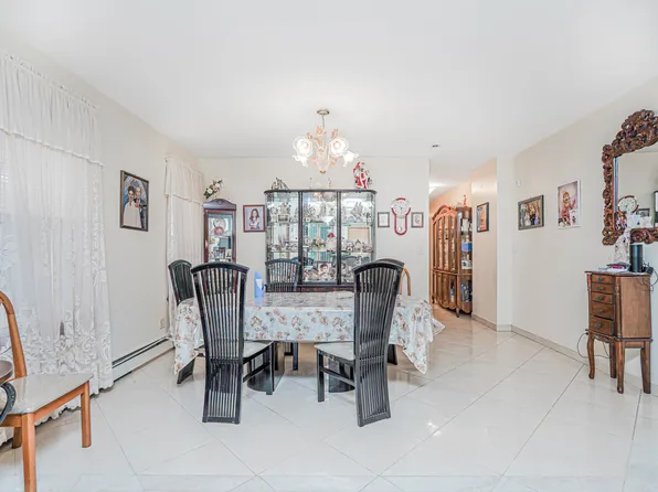 6221 23rd Avenue image 3 of 41