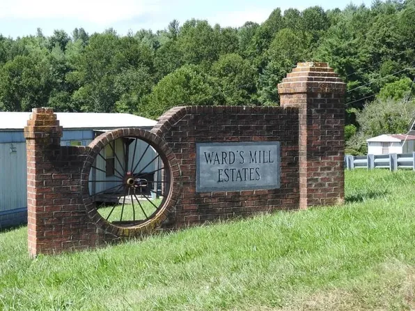 64 Estates Dr, Galax, VA 24333