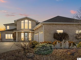 1230 Pelican Bay Pl, Lincoln, NE 68528