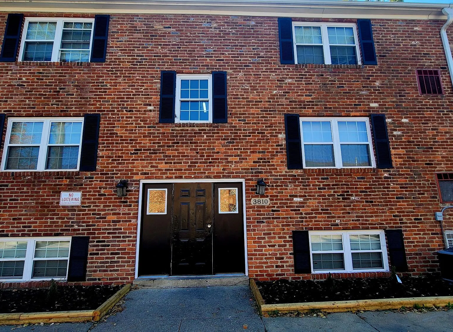 2 bed, 750 sqft, $995 — Photo 2