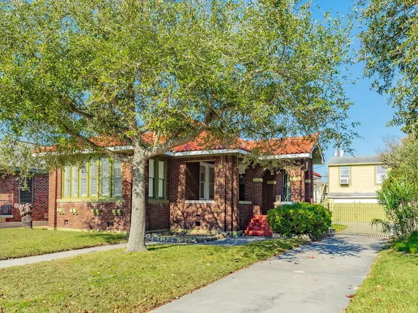 5022 Woodrow Ave, Galveston, TX 77551