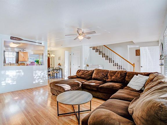 5th image of 520 W 6th Street #19