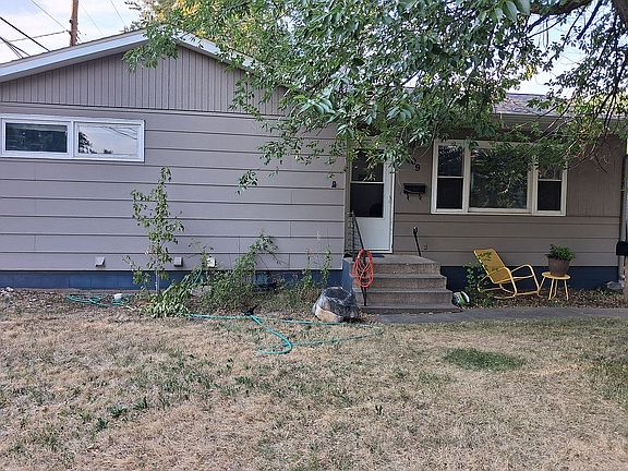 3rd image of 709 Glover St