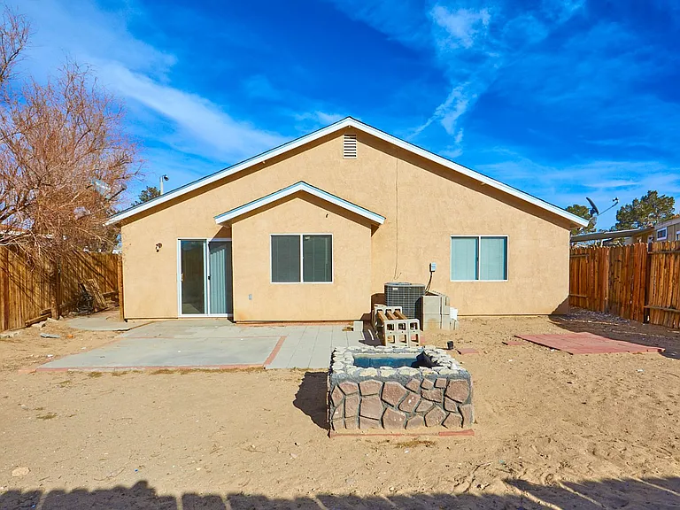 25029 Avenida Laredo — Photo 13