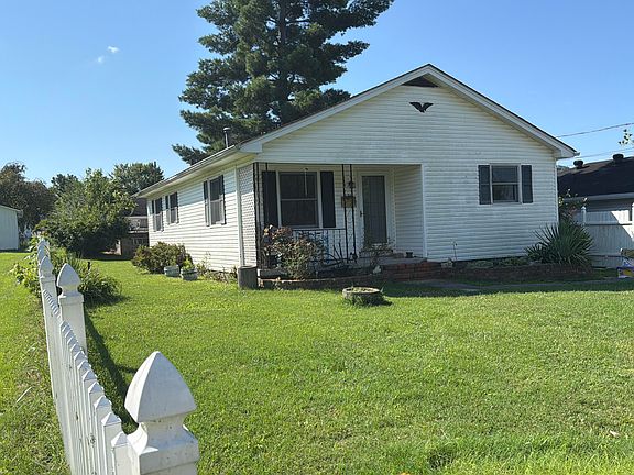 2nd image of 124 Kentucky Ave
