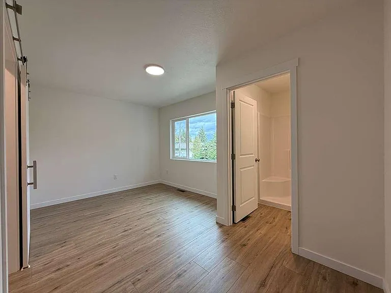 3925 E 32nd Ave #3 — Photo 10