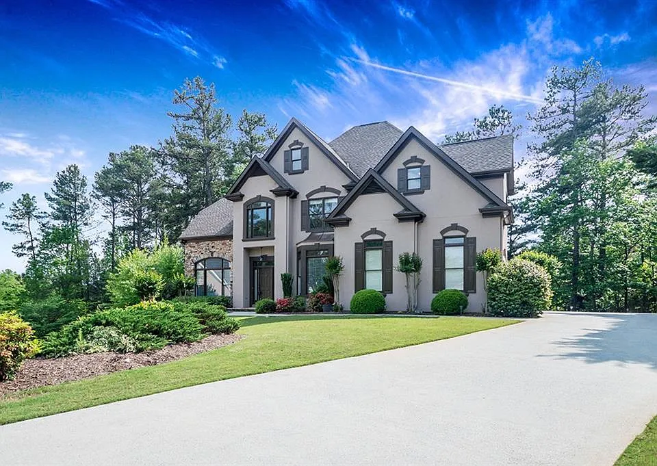 320 Willow Oak Ct