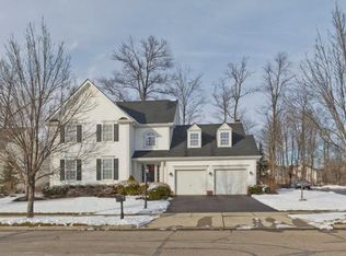 7312 Tumblebrook Dr, New Albany, OH 43054