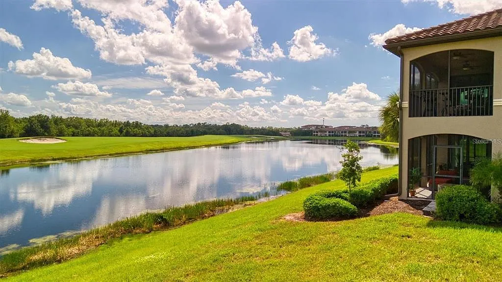 3 bed, 2.0 bath, 1786 sqft, $8,500 — Photo 4