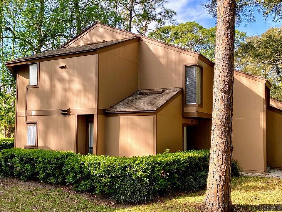 1st image of 14 Greenbriar Ct #14