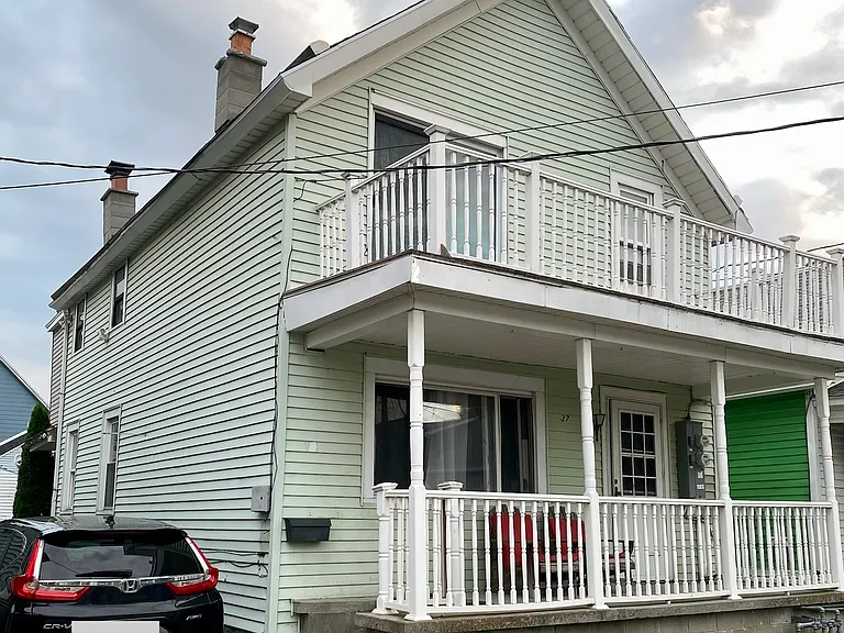 37 Minton St — Photo 1