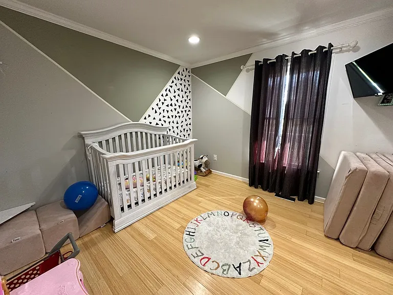 108 Jason Dr — Photo 5