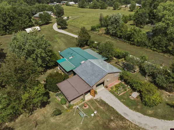36 Zibert Ln, Mountain Home, AR 72653