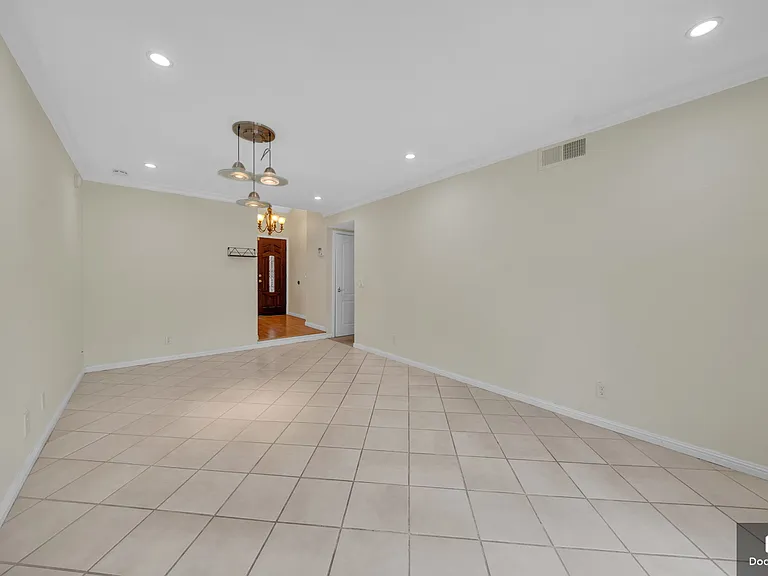 5405 Entrada Cedros — Photo 10