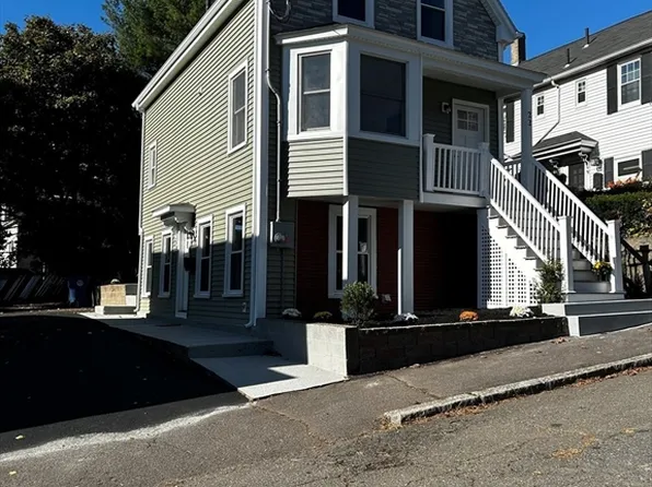 23 Japonica St, Salem, MA 01970