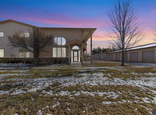 635 E Brian St, Tea, SD 57064