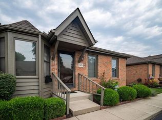 1406 Pegwood Dr, Columbus, OH 43229