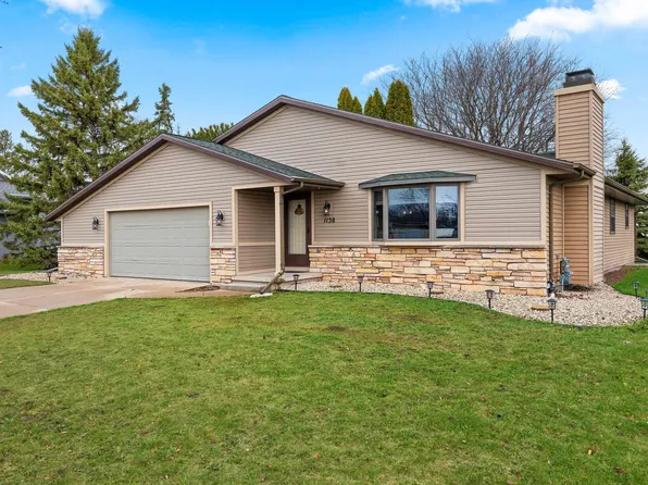 1138 Trailwood Dr, De Pere, WI 54115