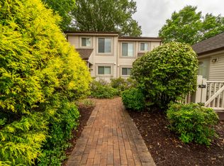 8565 Muirfield Cir, Roanoke, VA 24019